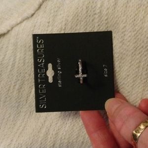 Sterling silver cross ring size 7